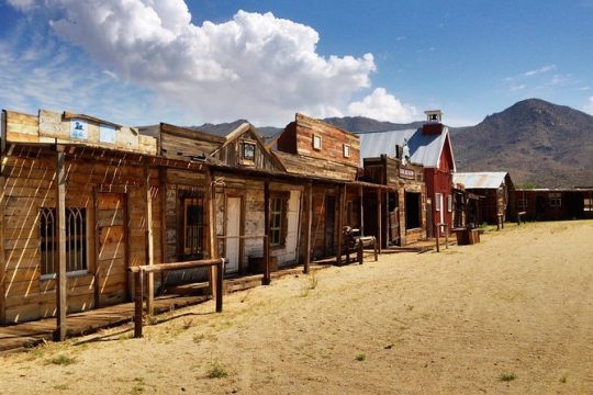 Arizona Ghost Towns and Wild-West Day Trip from Las Vegas