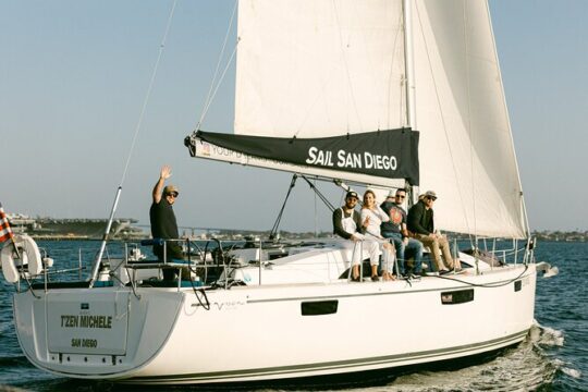 Small-Group San Diego Afternoon Sailing Excursion