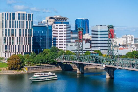 2-hour Lunch Cruise on Willamette River