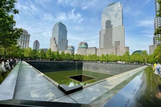 9/11 Memorial & Ground Zero Tour with Optional 9/11 Museum Ticket