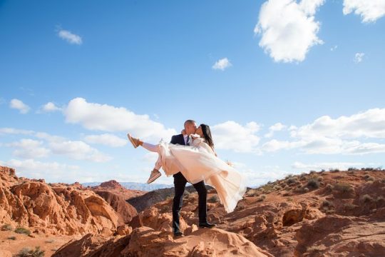 Valley of Fire Wedding by Private Limousine