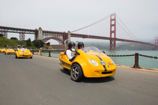 2HR Golden Gate Bridge and Lombard Loop GoCar Tour