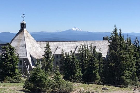 Private Mt Hood Loop Tour including Multnomah Falls