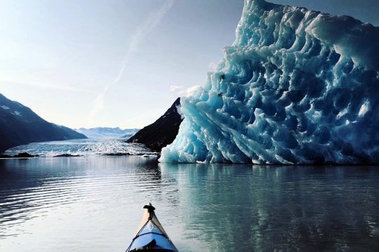 Glacier Blue Kayak & Grandview Tour