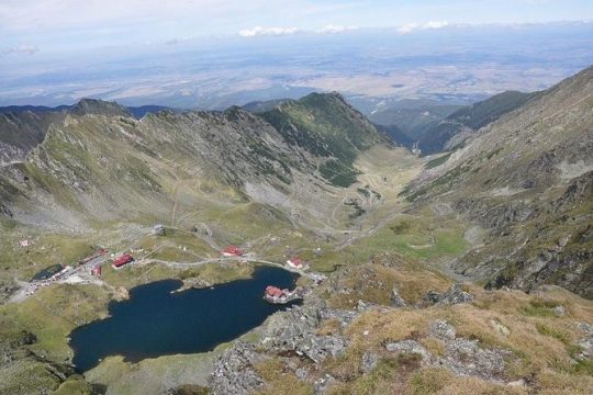 Small-Group Day trip Transfagarasan road and Poienari Fortress from Brasov