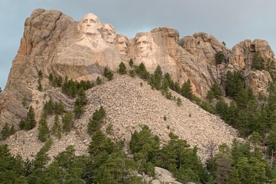 Private Mount Rushmore and Flume Trail Hike