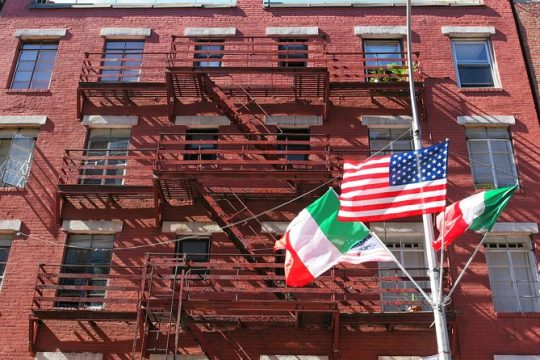 3 New York Neighborhoods Semi-Private Tour : SoHo, Chinatown and Little Italy