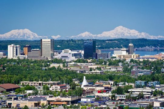 Anchorage City Tour w/ Taste of Wild Smoked Salmon & Reindeer Sausage