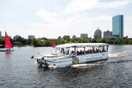 Boston Duck Boat Sightseeing City Tour with Cruise Along Charles River