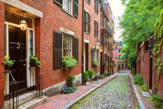 Guided Walking Tour of Copley Square to Downtown Boston Freedom Trail