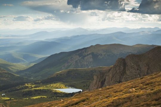 Rocky Mountains Sightseeing Adventure