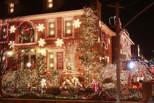 Dycker Heights and Christmas Lights Tour $ 39 dollars