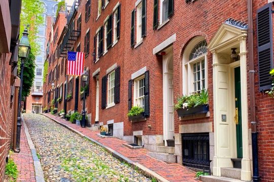 Beacon Hill History + Scenic Photo Walking Tour (Small Group)