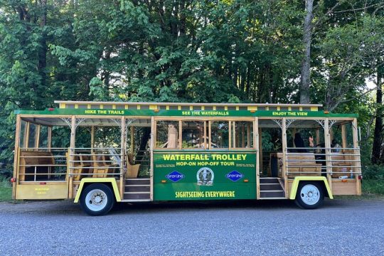 Waterfall Express Tour -Transportation to Waterfall Trolley PDX07