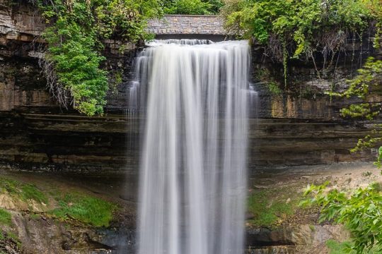 Minnehaha Falls: A Self-Guided Audio Tour of Minneapolis