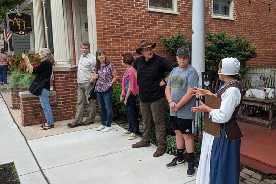 45-Minute Private Guided Historic Walking Tour in Lititz