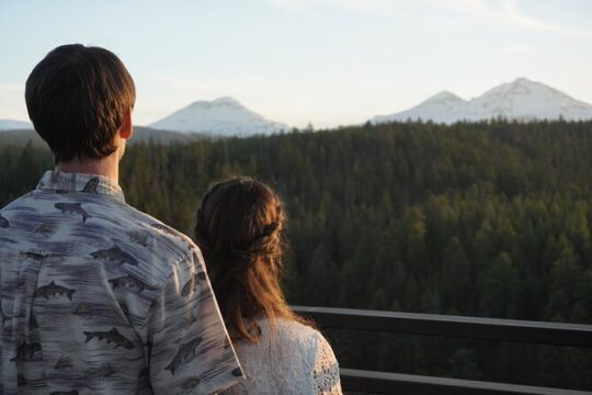 Half-day Private Tour in Central Cascades with Photoshoot