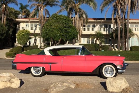 Private Beach Cities Tour in a 1957 Pink Cadillac