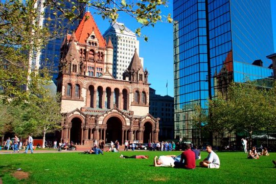 Back Bay: Small Group Tour of Women's Rights Boston