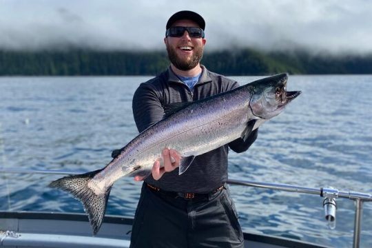 Kenai Fjords Sightseeing and Fishing Tour