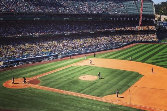 Los Angeles Dodgers Game with Japanese Concierge