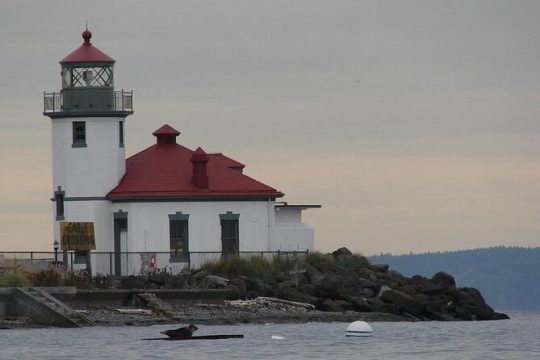 Alki Lighthouse Sea Kayak Tour