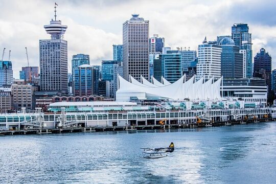 Canada Place, Queen Elizabeth 1-day City Tour in Vancouver