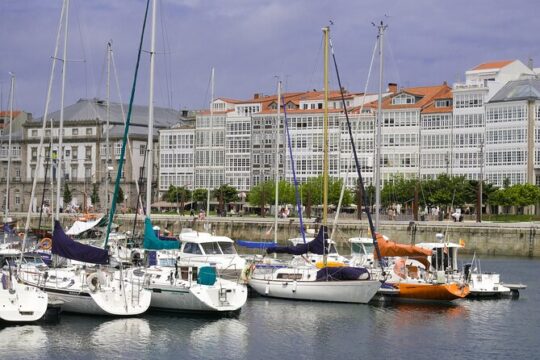 Essential Walking Tour through the Emblematic Places of Coruña