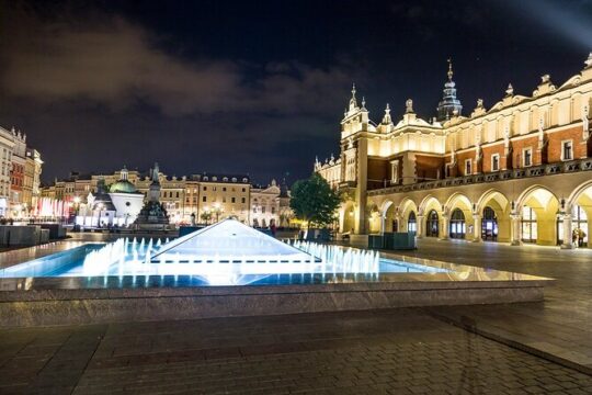 Rynek Underground Museum, Old Town and St. Mary's Basilica Tour