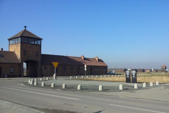 Private Tour to Auschwitz Birkenau & Salt Mine in One Day