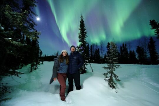 Best Northern Lights Aurora Adventure FREE Portraits & Hot Pizza