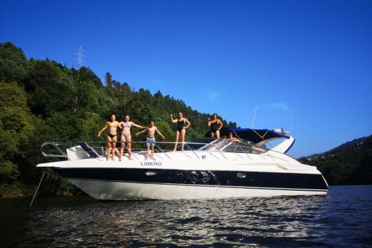 4H Private Boat Trip on the Douro River - Feel the Nature