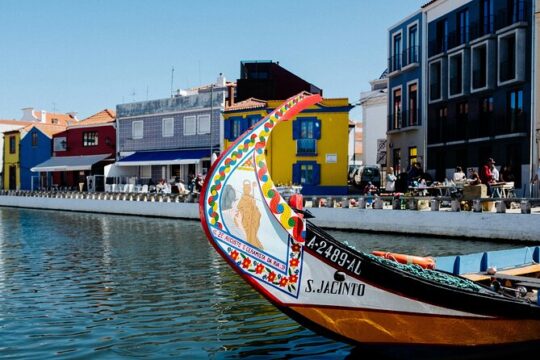 Excursion to Aveiro with cruise, Costa Nova and Costa de Gaia.