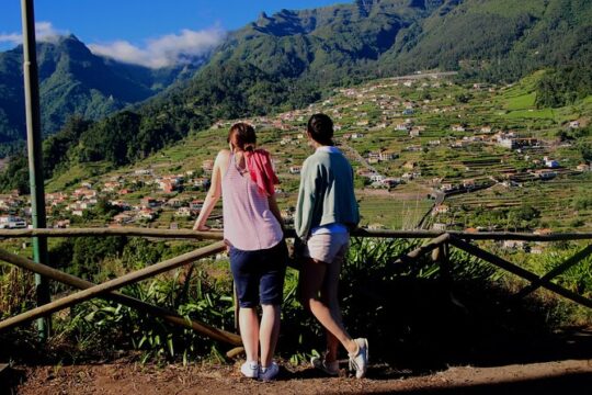 Enchanted Vineyards, Wine 4x4 Tour and Sea Cliff Cabo Girão