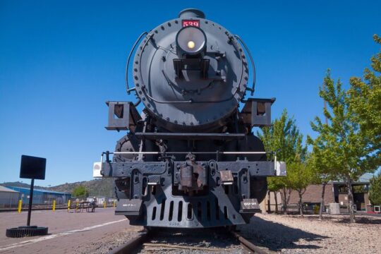 2-Day Grand Canyon Railway, Bearizona, Meteor Crater from Vegas