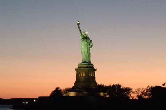 NYC Manhattan Skyline Evening Cruise and Statue of Liberty