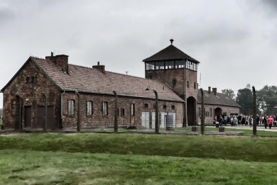 Auschwitz & Birkenau Small Group Live Guided Tour with Hotel Pick Up Transport