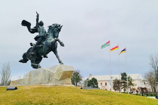 Soviet Heritage of Transnistria and Castle Mimi Winery