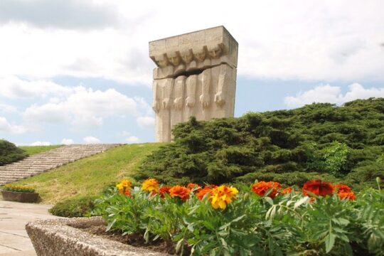 Krakow: Former Concentration Camp Plaszow Guided Tour