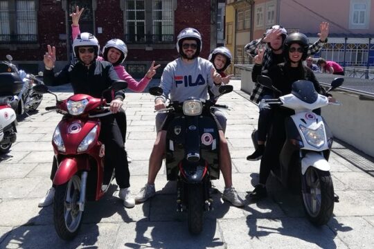 Guided Scooter Tour - Essencia do Porto (Half day)