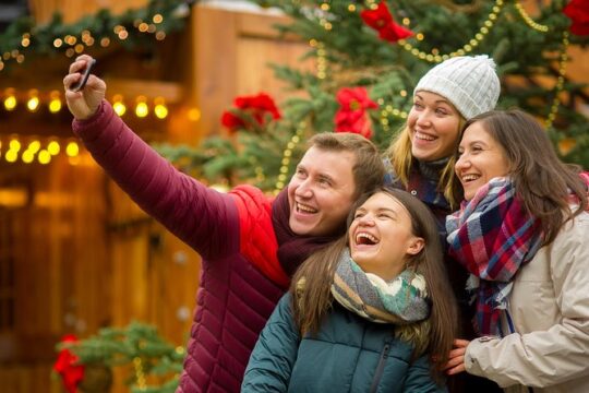 Experience the season with a scavenger hunt in Houston with Holly Jolly Hunt