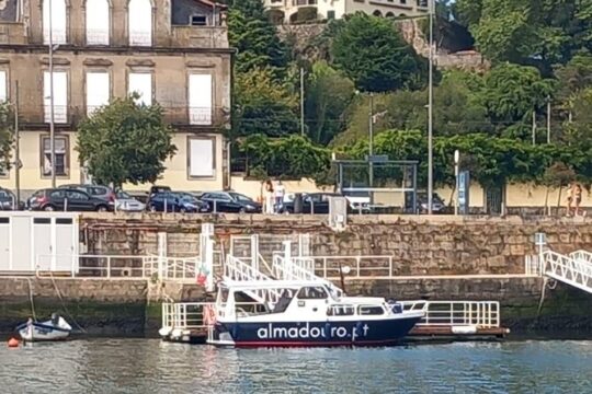 Porto 2H Private Boat Tour with Sunset Option