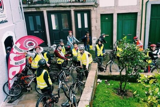 Historic Guided Tour - Electric Bike (Full day)