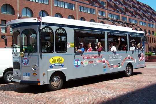 80-Min Narrated Trolley Tour of Historic Boston & Freedom Trail