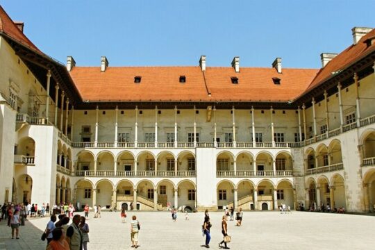 Guided Tour of The Wawel Castle and Cathedral from Krakow