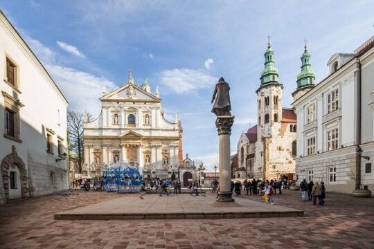 Krakow: Through the Wawel Hill with a Guide