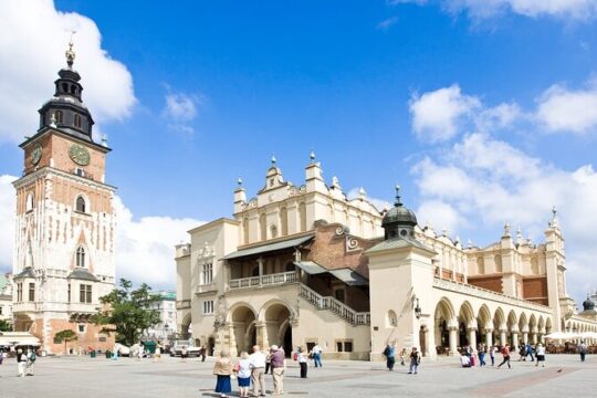 Krakow Old Town and Wawel Castle Tour with Guide