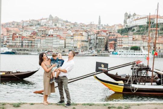 Private Vacation Photography Session with Local Photographer in Porto