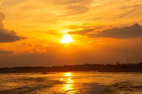 2-Hour Sunset Skiff Boat Rental in Dewey Beach