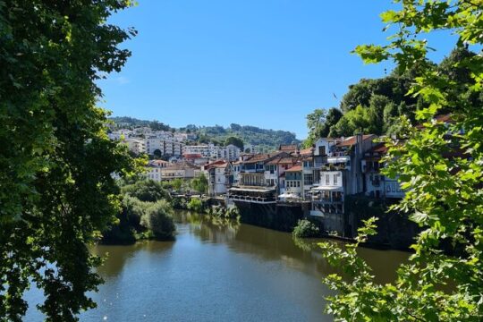 Private tour of the Vinho Verde Quintas in Northern Portugal